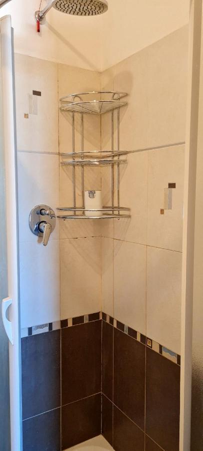 Salute Apartments Терні Екстер'єр фото